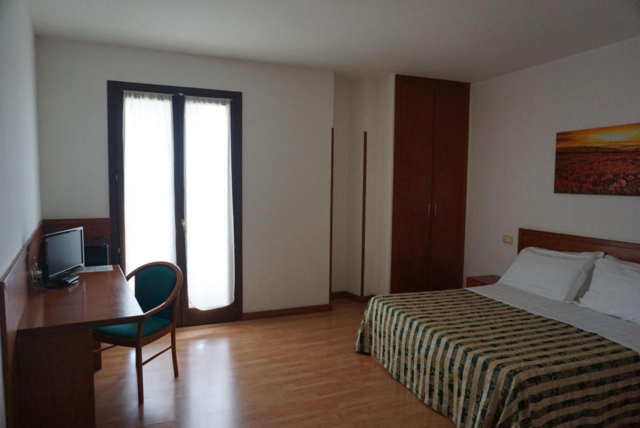 Hotel Nicolaj Polignano a Mare Luaran gambar